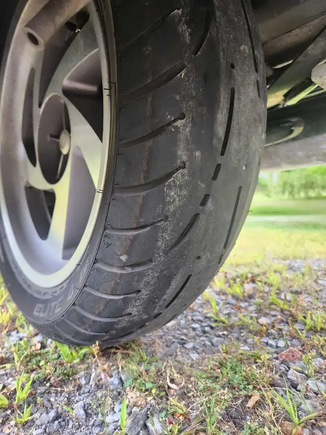 moto Honda Goldwing in Touring in Québec City - Image 11
