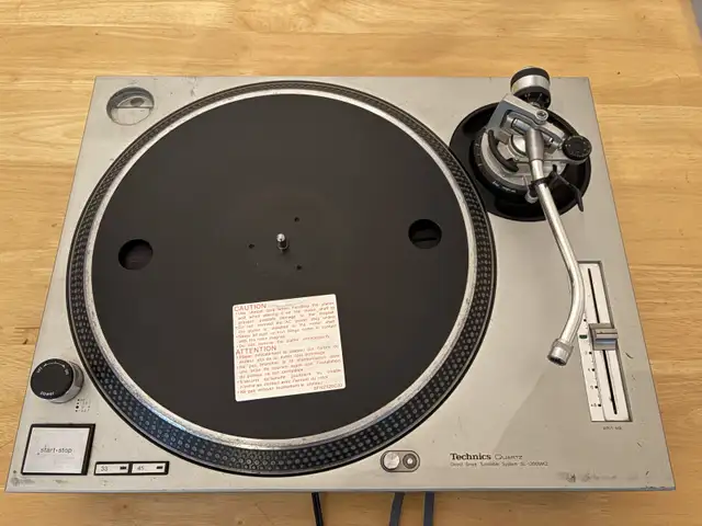 Pair of Upgraded Technics SL-1200MK2s with Cases in Performance & DJ Equipment in Calgary - Image 6