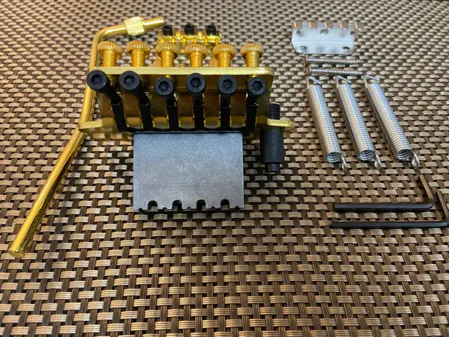 Floyd Rose Tremolo Bridge (New) in Guitars in City of Toronto - Image 4