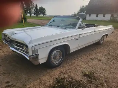 Rare one of 507 units made in Canada, 63 oldsmobile starfire convertable, 394 cu in , automatic, buc...