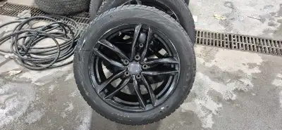 17x7.5 RTX Nuremberg Rims with 225/50/17 Hakkapeliita Winter tires. Came off Audi A5. Good condition...