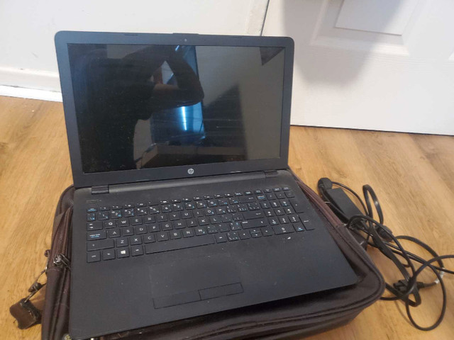 HP Laptop + charger with Xtra large screen 17" in Laptops in Ottawa - Image 2