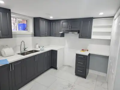 3 bedroom basement available Near Mohawk College for students