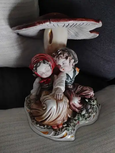 Variés - Figurines en céramique , View more