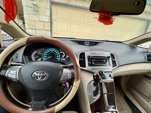 2010 Toyota Venza LE