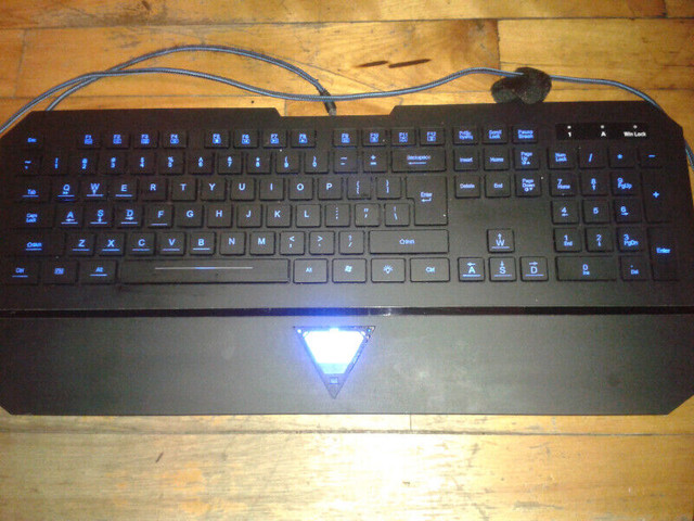 XG Wired Gaming Keyboard + Mouse in Mice, Keyboards & Webcams in Ottawa - Image 2