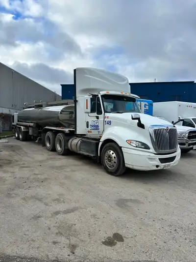 2017 International ProStar 450 Cummins Diesel with DEF Allison Auto TC-10 5000 Gallon stainless Stee...
