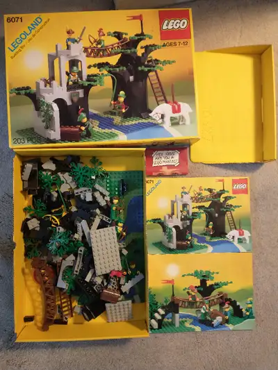 Lego set 6071 Forestmen's Crossing with box and instructions, View more