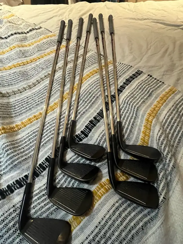 Mens Left Handed Golf clubs in Golf in Ottawa - Image 7