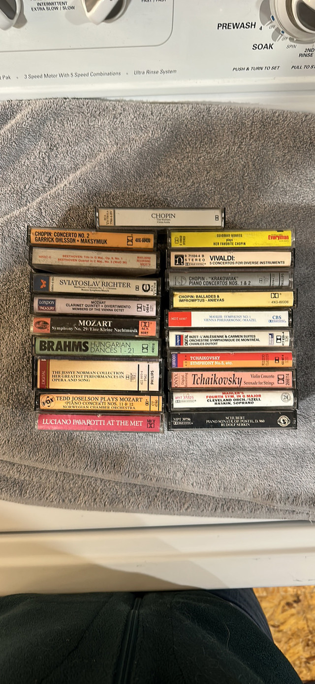 Classical Cassette Tapes Set Of 21 Tapes in CDs, DVDs & Blu-ray in Ottawa