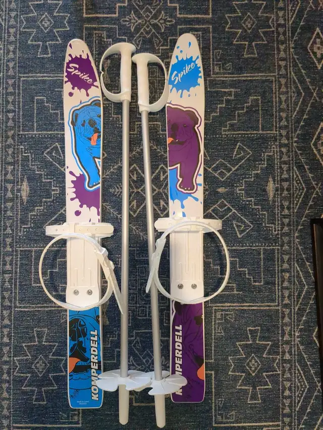 Toddler Skis + Poles in Ski in Ottawa - Image 2