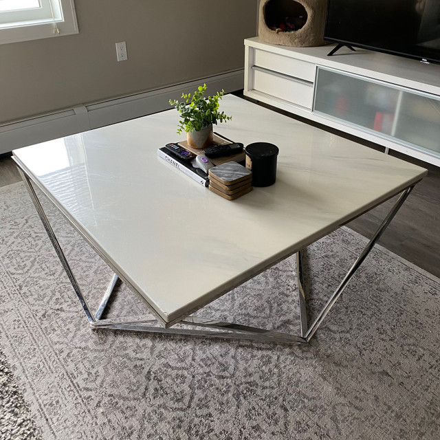 Marble coffee table for sale | Coffee Tables | Calgary | Kijiji