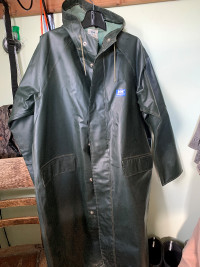 Men's  Helly Hansen Rain Coat  OBO