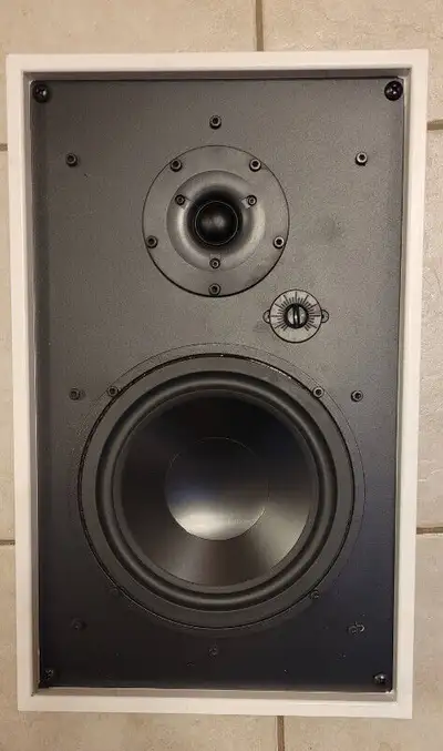 James hIgh quality wall mount speakers, new, View more