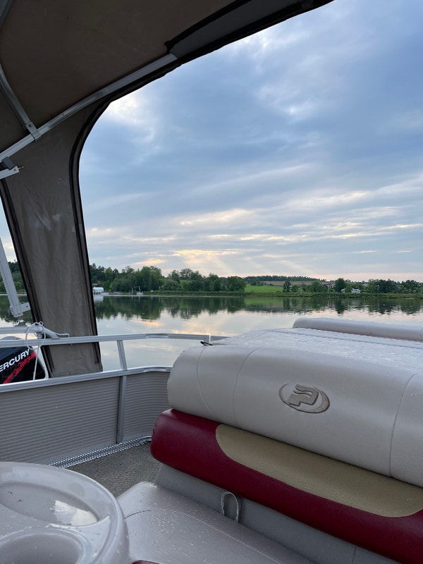 Pontoon boat for sale! Powerboats & Motorboats City of Toronto Kijiji