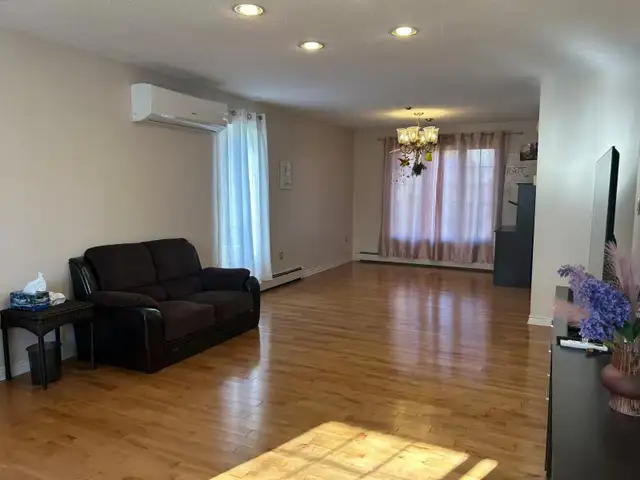 Lewis Point,  5 Beds 3 Baths House in Long Term Rentals in Charlottetown - Image 16