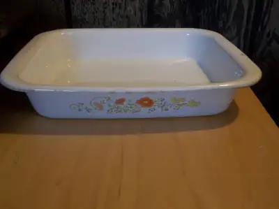 Plat 4L CORNING WARE CANADA, View more