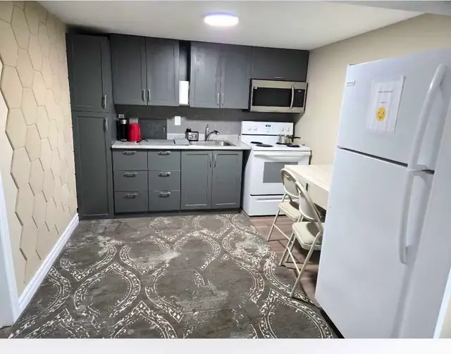 Private Room for Rent – OPG Workers Only (Pickering) in Room Rentals & Roommates in Oshawa / Durham Region - Image 7