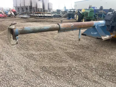 Vestil Forklift or telehandler lifting Jib Fully extended 12’5” collapsed 7’ $1,350.00 Located in Br...