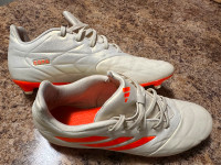 Men's Adidas Soccer Cleats Size 11