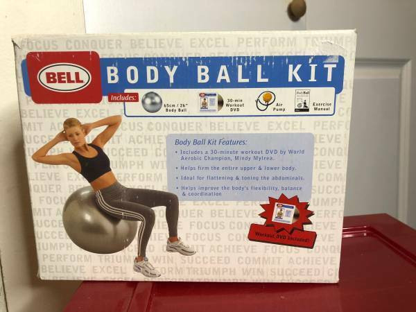 BODY BALL KIT W/ DVD WORKOUT in Exercise Equipment in Burnaby/New Westminster