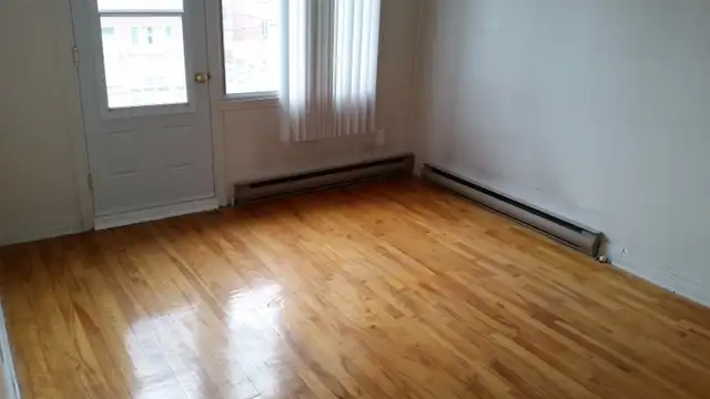 3 ½ propre au 2e étage d’un triplex à Rosemont in Long Term Rentals in City of Montréal - Image 7