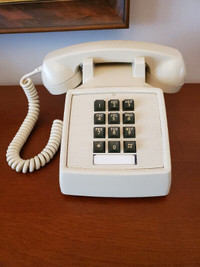 Téléphone Vintage Northern Telecom