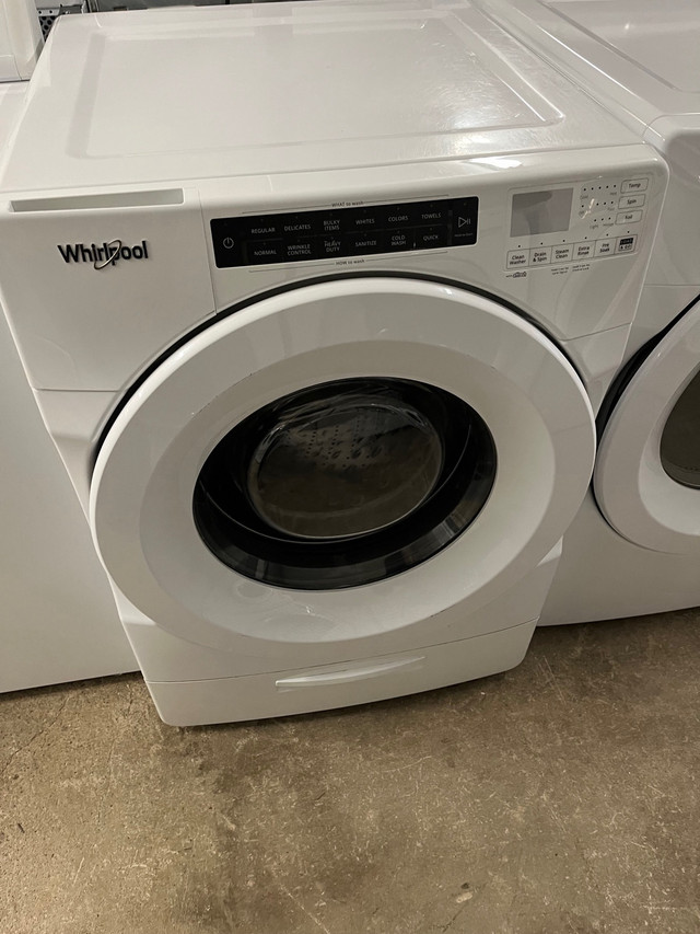  Whirlpool big drum front load electric washer dryer set White in Washers & Dryers in Stratford - Image 2