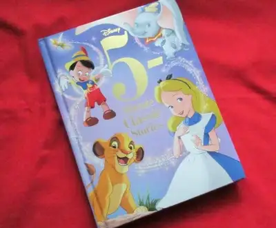 Enchanting Disney stories just right for Sharing Bambi, Lady and the Tramp, Pinocchio, Peter Pan, Li...