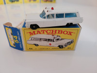 No.54 Cadillac Ambulance  Matchbox Lesney avec boite condition
