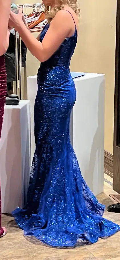 Blue Reinstone, sequence Mermaid Style Dress in Women's - Dresses & Skirts in Kitchener / Waterloo - Image 6