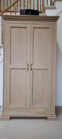 TV CABINET-ARMOIRE
