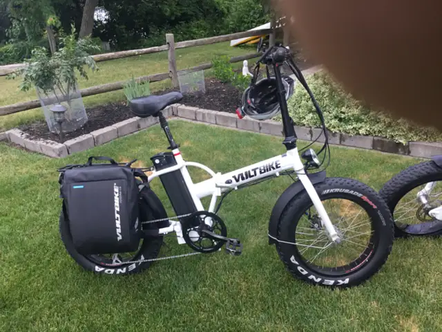 NEW PRICE - HIS AND HERS E-BIKES AND CARRIER62863275627138121