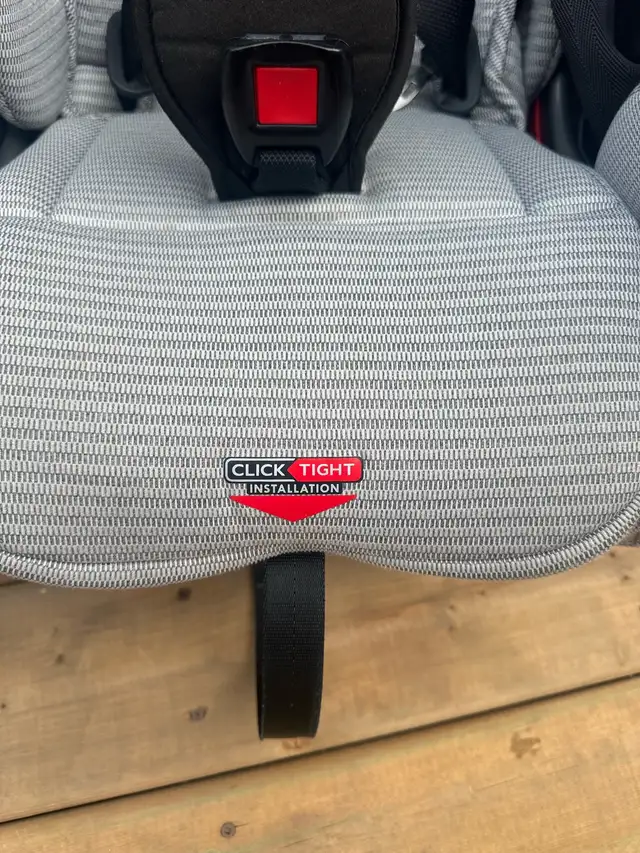 Britax One4Life Car Seat in Strollers, Carriers & Car Seats in Edmonton - Image 4