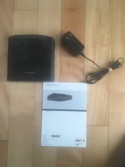 Cable and DSL Modems Technicolor SMART/RG 1x Technicolor cable modem, perfect shape, with convenient...