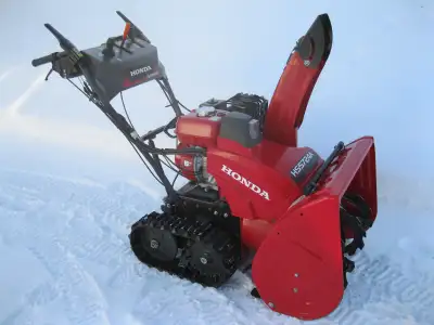 Souffleuse HONDA HSS724CT Snowblower Souffleur chenilles, View more