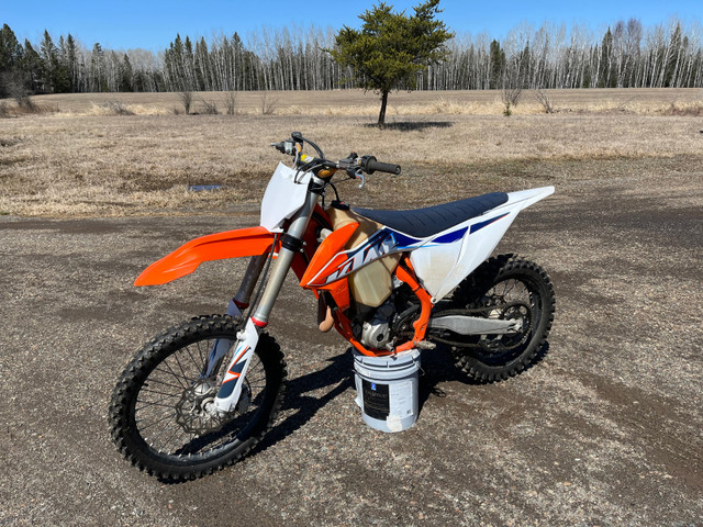 2022 KTM 350 XC-F in Dirt Bikes & Motocross in Thunder Bay