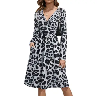 Womens Leopard Print Midi Dress sz Large, View more