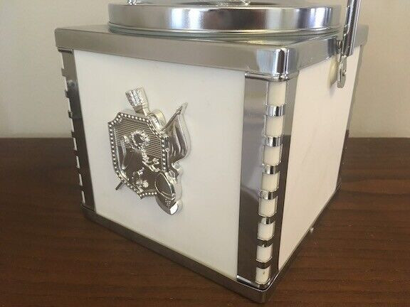 60s 70s Vintage Rare Square KNIGHT Themed Chrome ICE BUCKET in Arts & Collectibles in City of Toronto - Image 4