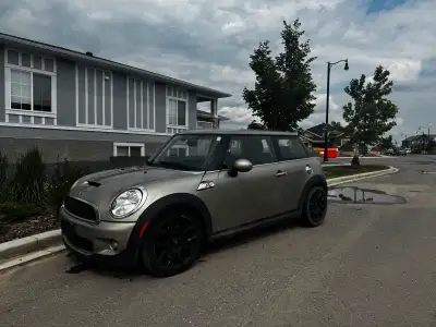 2009 Mini Cooper S – Rare Color – Sporty & Fun to Drive! Selling my 2009 Mini Cooper S in a rare, ey...