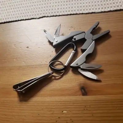 Gentlemens Hardware-Pliers Multi-Tool, View more