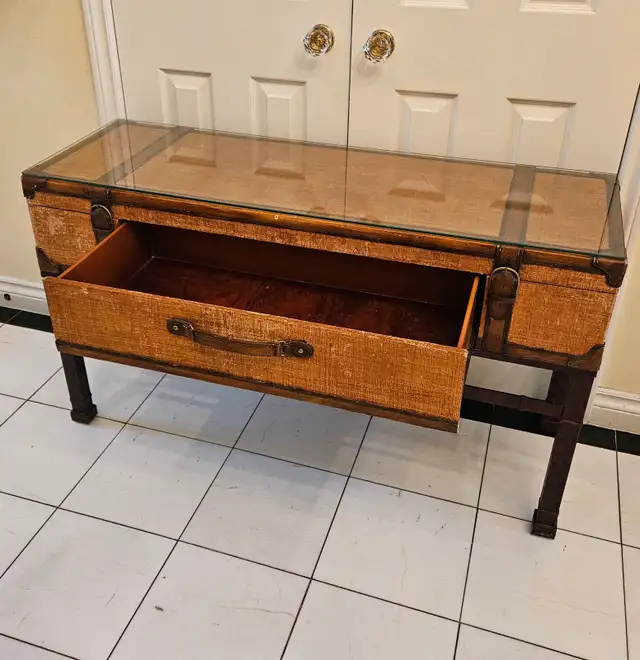 VTG STILES BROTHERS STYLE STEAMER SAFARI WICKER TABLE / CONSOLE in Coffee Tables in City of Toronto - Image 6
