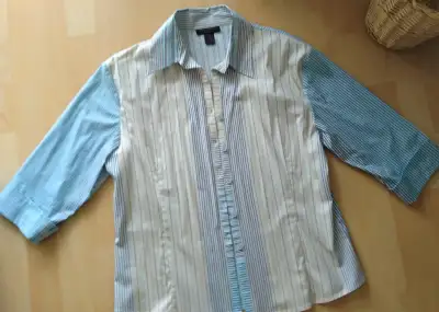 Ladies Blouse, DKR & Company, Sz Large, View more