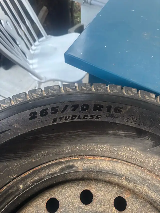 4 Michelin snow tires and rims   in Tires & Rims in Cornwall - Image 4