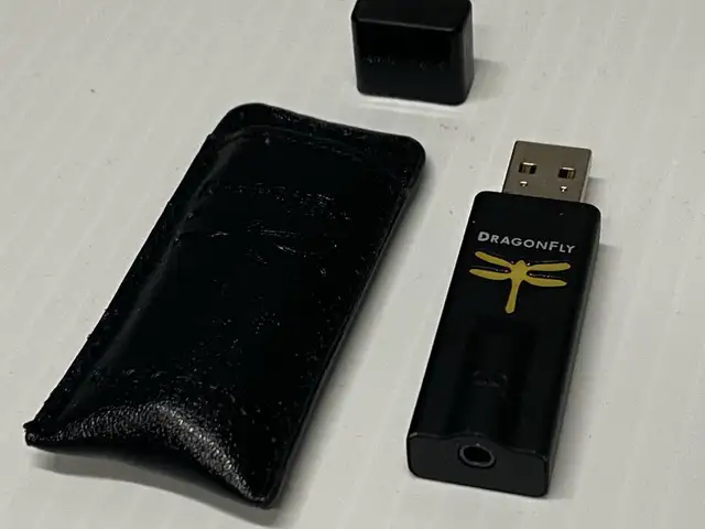Audioquest DragonFly black headphone amplifier  in Speakers, Headsets & Mics in Markham / York Region - Image 3