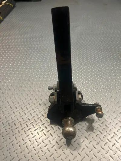 Trailer Hitch heavy duty.