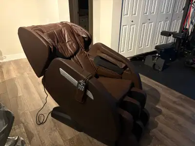 Bought 2 years ago for 1400$. Barely used. Don’t have room for it anymore. Great condition.