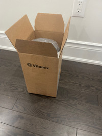  Brand new Vitamix  model A2300 VM0185A, ascent series