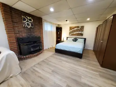 Available from September 1, 2026 *Sharing is allowed *Brand new fully renovated and painted individu...