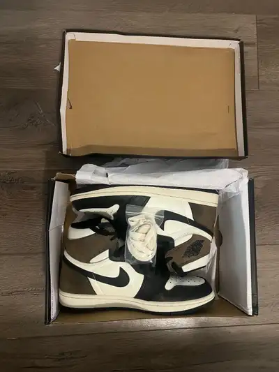 Nike Air Jordan 1 High OG 'Dark Mocha' Size 7, View more